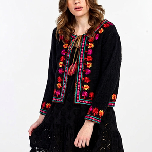 Top Corto de Playa Estilo Bohemio Étnico Tradicional Mexicano con Bordado Aari Colorido, Borlas y Cintura Natural de Algodón Tallas Grandes - Product Image 1