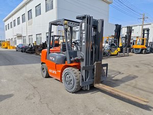 2.5/3/4/5/7/10/15/16/25/30-Ton <b>Used</b> Diesel HELI TCM CPCD30 H2000 Forklift with Three Master ISUZU japanese ENGINE side shift - Product Image 5
