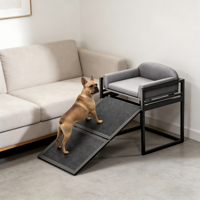 Modernes Umweltfreundliches Haustier-Sofa-Bett Hundetreppe mit Sitz Käfigrampe für Esszimmer und Schlafzimmer Schwarzer Metallrahmen Gepolsterter Sitz