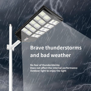 Tất cả trong một tấm <span class=keywords><strong>2025</strong></span> mới 1000W dẫn đường đèn Đèn ngoài trời không thấm nước Treo Tường cảm biến chuyển động năng lượng mặt trời đèn đường - Product Image 6