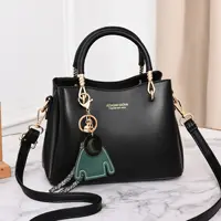 Simple fashion temperament elegant lady 2022 spring and summer new handbag one shoulder diagonal bag women's bag