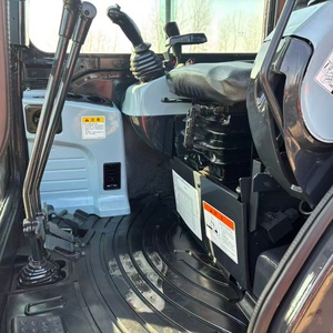 Excavatrice Kubota 161 d'occasion 6,1 tonnes, 95% neuve, prix bas, provenance Japon, mini-pelle d'occasion, matériel agricole à vendre - Product Image 4