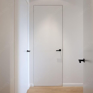 Porte Interne Moderne Senza Telaio Invisibili in Legno per Stanze Nascoste nella Mia Casa - Product Image 1