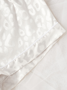 Vente en gros d'usine, pyjamas et pantalons courts blancs de luxe, toucher doux, style simple pour femmes - Product Image 5