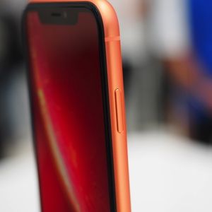 โทรศัพท์มือถือ <span class=keywords><strong>iPhone</strong></span> <span class=keywords><strong>XR</strong></span> มือสองแท้ ปลดล็อคแล้ว ความจุ <span class=keywords><strong>64</strong></span>/128 <span class=keywords><strong>GB</strong></span> ขายส่ง - Product Image 5