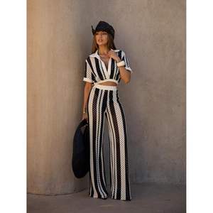 Conjunto de Playa Personalizado 2026: Top Corto Calado y Pantalones a Rayas de Ganchillo, Traje de Baño de 2 Piezas con Cintura Elástica Suelta - Product Image 5