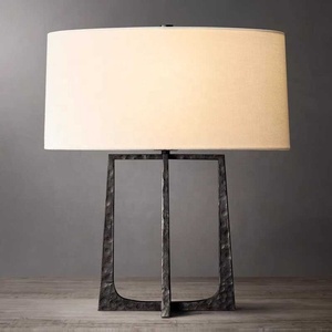 Lámpara <span class=keywords><strong>de</strong></span> Mesa <span class=keywords><strong>de</strong></span> Tela Forjada <span class=keywords><strong>de</strong></span> Estilo Industrial para Sala <span class=keywords><strong>de</strong></span> Estar, Dormitorio, <span class=keywords><strong>Mesita</strong></span> <span class=keywords><strong>de</strong></span> <span class=keywords><strong>Noche</strong></span>, Decoración Suave para Villa - Product Image 6
