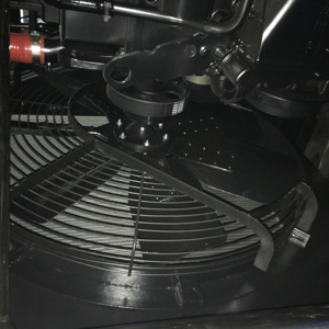 Trung Quốc Nhà cung cấp nhà máy bán lớn áp lực cao 25 bar động cơ diesel trục vít Máy nén khí phun cát - Product Image 6