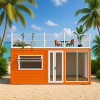 Maison en conteneur maritime sur la plage avec terrasse sur le toit, maison préfabriquée modulaire orange pour complexe balnéaire
