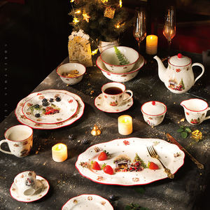 Vajilla de cerámica decorativa con borde rojo en relieve de nieve, platos <span class=keywords><strong>y</strong></span> cuencos, juegos de cena, juego de vajilla de Navidad de porcelana de lujo - Product Image 1