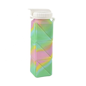 <span class=keywords><strong>Gobelet</strong></span> pliable en silicone moderne et portable de 620 ml avec paille et bouchon, personnalisable avec logo, pour sports de plein air, voyage, micro-ondes - Product Image 6