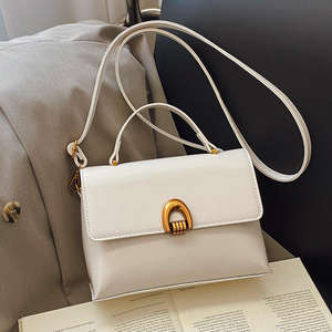 Sac à main carré à bandoulière unique pour femme en PU tendance rétro - Product Image 3