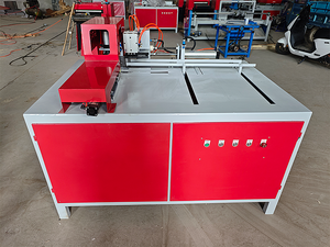 Vendita diretta <span class=keywords><strong>in</strong></span> fabbrica macchina da taglio blocco <span class=keywords><strong>Pallet</strong></span> <span class=keywords><strong>in</strong></span> <span class=keywords><strong>legno</strong></span> massello semiautomatica di alta qualità - Product Image 6