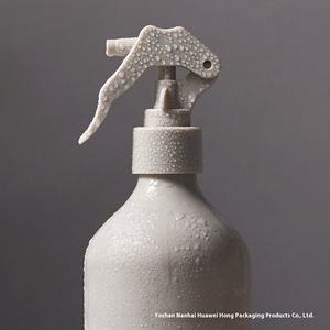 ขวดปั๊มทริกเกอร์<span class=keywords><strong>ส</strong></span>ีขาวพลาสติกเคลือบ300มล. 400มล. 500มล. <span class=keywords><strong>ส</strong></span>ำหรับสารเคมีแชมพูครีมนวดผม - Product Image 4