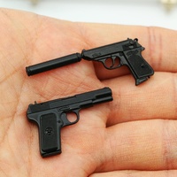 Maison de poupée en métal à l'échelle 1:12, mini pistolet jouet - Accessoires de bricolage éducatifs