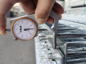 Grille RS40 hautement galvanisée pour plateforme de grille de sol, bâtiment de parc, toiture, entrepôt, grille en acier inoxydable - Product Image 2