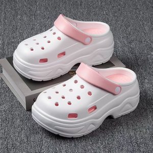 Sabots classiques unisexes pour adultes pour l'été 2025, légers, doux, plateforme, antidérapants, semelle intérieure en EVA, chaussures de jardin et de plage, imprimés - Product Image 5