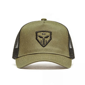 Gorra Trucker de 5 Paneles con Malla Trasera, Color Verde Oliva, Ligera, Transpirable, con Cierre Ajustable, para Golf, Senderismo y Deportes al Aire Libre - Product Image 1