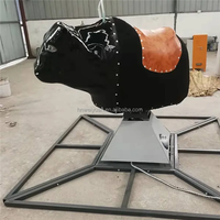 Machine d'équitation gonflable de rodéo de taureau mécanique jeu d'adultes de taureau grand équipement de divertissement extérieur à vendre