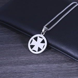 Collar cruzado TG Caballeros Templarios Collar colgante redondo para hombres Cadena de oración de acero inoxidable Longitud 23,6'' - Product Image 5