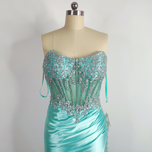 <span class=keywords><strong>Abito</strong></span> da ballo personalizzato blu chiaro con scollo a V con perline di cristallo a sirena formale da sera con spacco <span class=keywords><strong>lungo</strong></span> satinato per le donne - Product Image 2