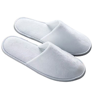 Chaussons de spa confortables en polaire corail personnalisés et partagés pour hôtel avec conditionnement - Chaussons en éponge de Dollar Store