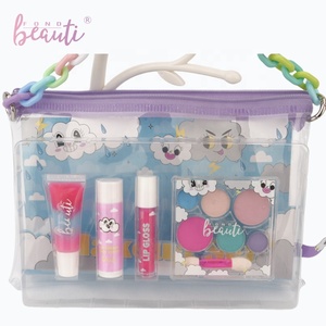 <span class=keywords><strong>Set</strong></span> di trucco personalizzato lavabile non tossico per ragazze con borsa balsamo per le labbra <span class=keywords><strong>set</strong></span> trucco per ombretti per bambini - Product Image 2