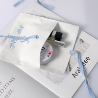 Pochette de luxe personnalisée avec logo imprimé pour bijoux, sac enveloppe en velours à rabat