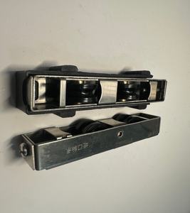 Rouleaux de porte coulissante réglables en aluminium de qualité supérieure de 24*23mm <span class=keywords><strong>Maurice</strong></span> avec roulement importé - Product Image 6