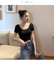 T-shirts d'été Slim Fit pour femmes hauts tricotés décontractés taille haute avec manches courtes à col rond exposées sexy caractéristique anti-boulochage