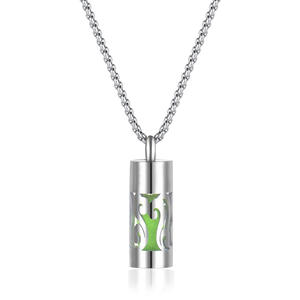 Collier pendentif cylindrique en acier inoxydable au design tendance et élégant, diffuseur d'huiles essentielles parfumées - Product Image 3