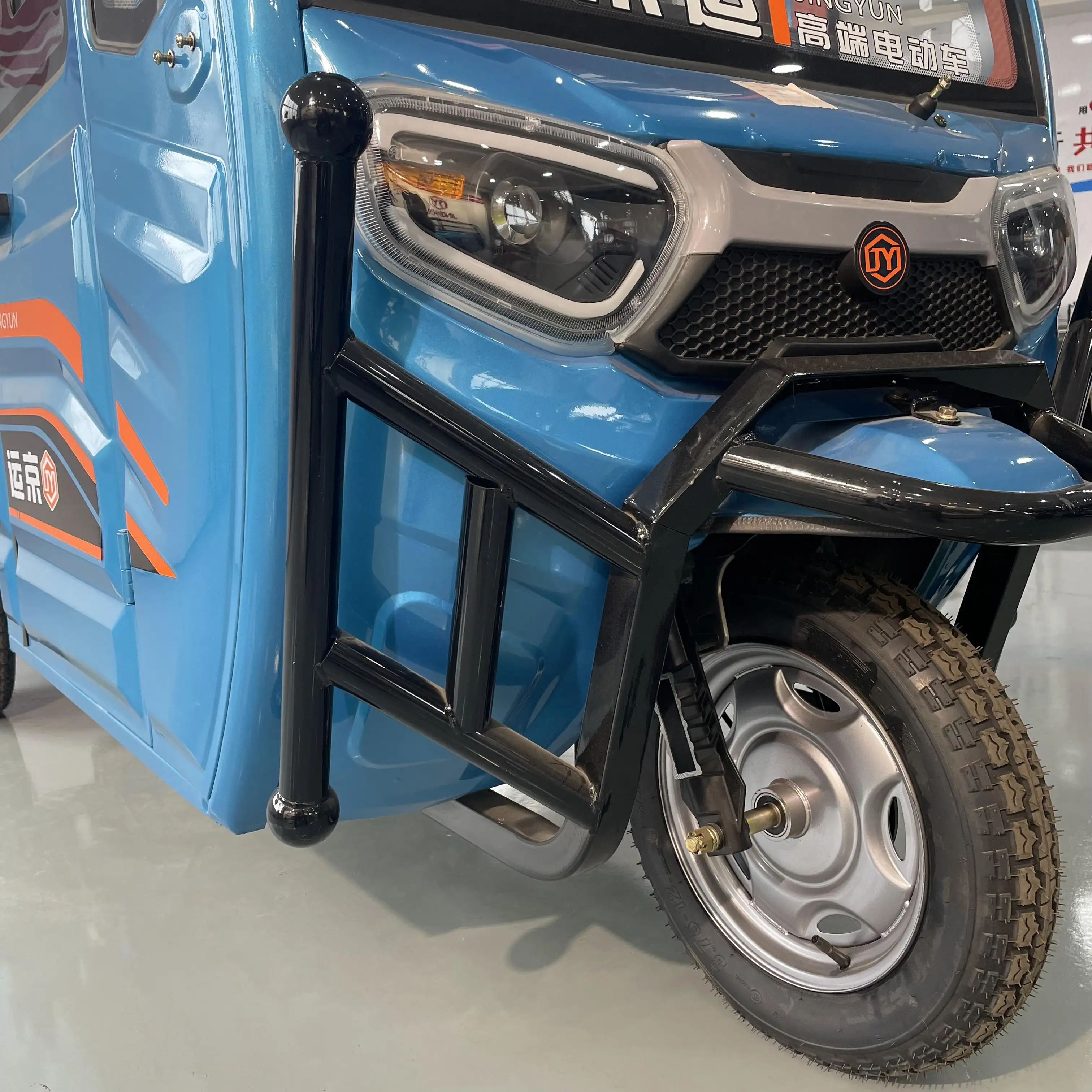 1500 W Dreiräder mit Kompartiment hochleistungs-Dreifahrräder mit Klimaanlage und Rückfahrkamera elektro-Dreirad
