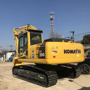 Hot Selling Fast Shipping Secondhand Crawler Excavators Komatsu PC200-8 Construction Engineering Excavators Diggers In Shanghai