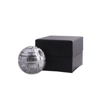 Offre Spéciale fumer Accessoires 3 couches de Zinc Alliage Moulins à base de plantes Death Metal Étoiles en métal tabac grinder