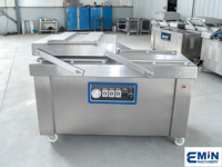 Machine d'emballage sous vide industrielle de table à petite chambre pour poisson fumé et thon
