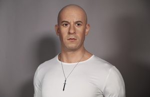 Estatua de Hombre Musculoso de Silicona Hiperrealista Personalizada a Tamaño Real - Product Image 4