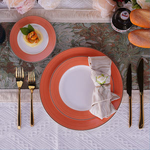 Jinying Ensemble de vaisselle en céramique de luxe Vaisselle 4 pièces Ensemble de <span class=keywords><strong>table</strong></span> à dîner ronde Chargeur Assiette à rebord Vaisselle en or orange - Product Image 1