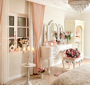Table de toilette européenne directement de l'usine avec miroir triple, coiffeuse sculptée ornée avec tabouret pour chambre à coucher - Product Image 2