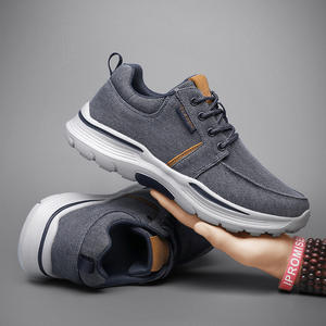 Venta directa de fábrica de zapatillas deportivas casuales de lona de gran tamaño para hombre, con suela gruesa, puntera ancha, con cordones, para deportes al aire libre. - Product Image 1
