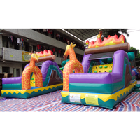 Structure gonflable géante sur le thème des animaux de la jungle, dinosaure, girafe, château gonflable avec toboggans intégrés, jeu d'obstacles interactif de carnaval