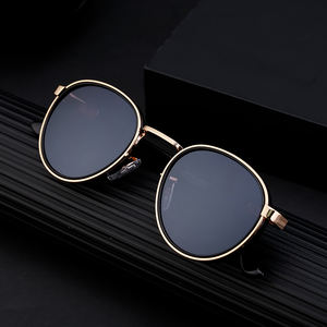 <span class=keywords><strong>Occhiali</strong></span> <span class=keywords><strong>da</strong></span> <span class=keywords><strong>Sole</strong></span> Partagas <span class=keywords><strong>Vintage</strong></span> Retrò di Design con Logo Personalizzato Montatura Rotonda Stile Punk Protezione UV400 per <span class=keywords><strong>Uomo</strong></span> e Donna - Product Image 4