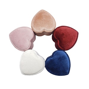 Boîte à bijoux en forme de cœur pour femmes, boîte organisatrice de bijoux de luxe, boîte à bagues haut de gamme - Product Image 1