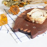 Plateau en bois massif Totoro personnalisé en usine, en bois de sapele et d'ébène, fait à la main, créatif, pour le petit-déjeuner et le pain, pour la salle à manger à la maison