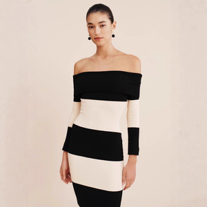 Nuovo <span class=keywords><strong>Abito</strong></span> <span class=keywords><strong>Lungo</strong></span> a Righe Elegante da Donna Stile Europeo-Americano e Coreano, Moda Autunnale, Spalle Scoperte, Aderente, <span class=keywords><strong>in</strong></span> <span class=keywords><strong>Maglia</strong></span> - Product Image 4
