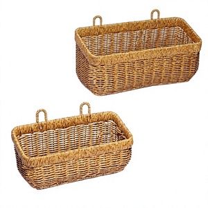 Panier de rangement rectangulaire en rotin avec crochets, panier suspendu tissé pour l'organisation de la salle de bain, 33x15x85cm, lot de 2 - Product Image 1