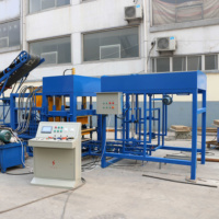 Machine à fabriquer des blocs creux en béton compressé semi-automatique QTF4-25A à bas prix