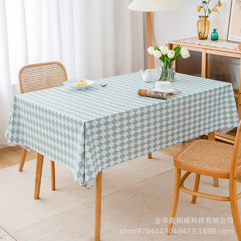 เพชรสีเขียวและสีขาว