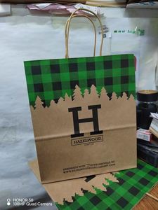 Bolsa de Compras de Papel Kraft Marrón con Asas, Opción de Diseño Personalizado para Empaque Exterior de Catering, Cadenas de Tiendas Minoristas y Pedidos al por Mayor para Empresas - Product Image 2