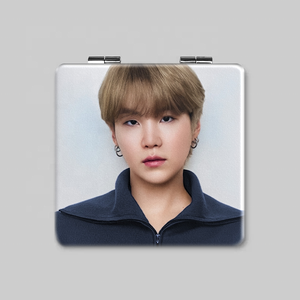 Оптовая продажа, KPOP Idol Bangtan Boys, Монохромное всплывающее двухстороннее складное квадратное портативное зеркало для макияжа - Product Image 6