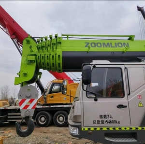Zoomlion bien acondicionado, grúa de camión móvil de 90 toneladas, marca famosa china, alta calidad, usada en venta, bomba de motor de caja de cambios central - Product Image 5